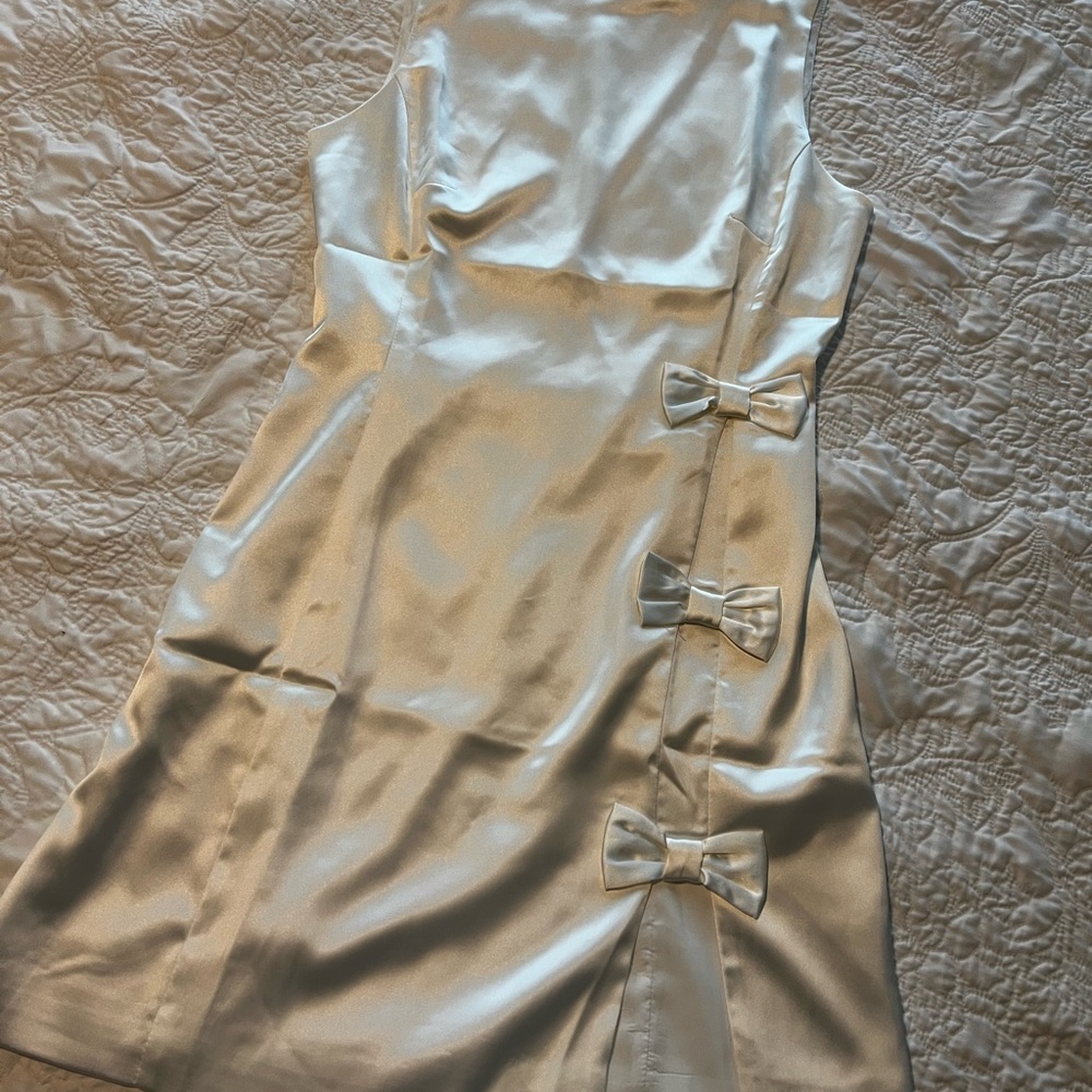 Elegant Champagne Boatneck Satin Dress with Bow Accents